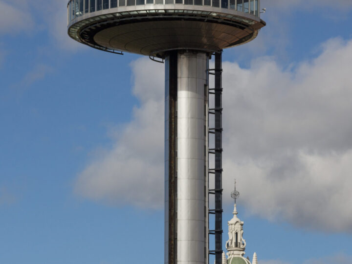Torre del Faro de Moncloa en Madrid